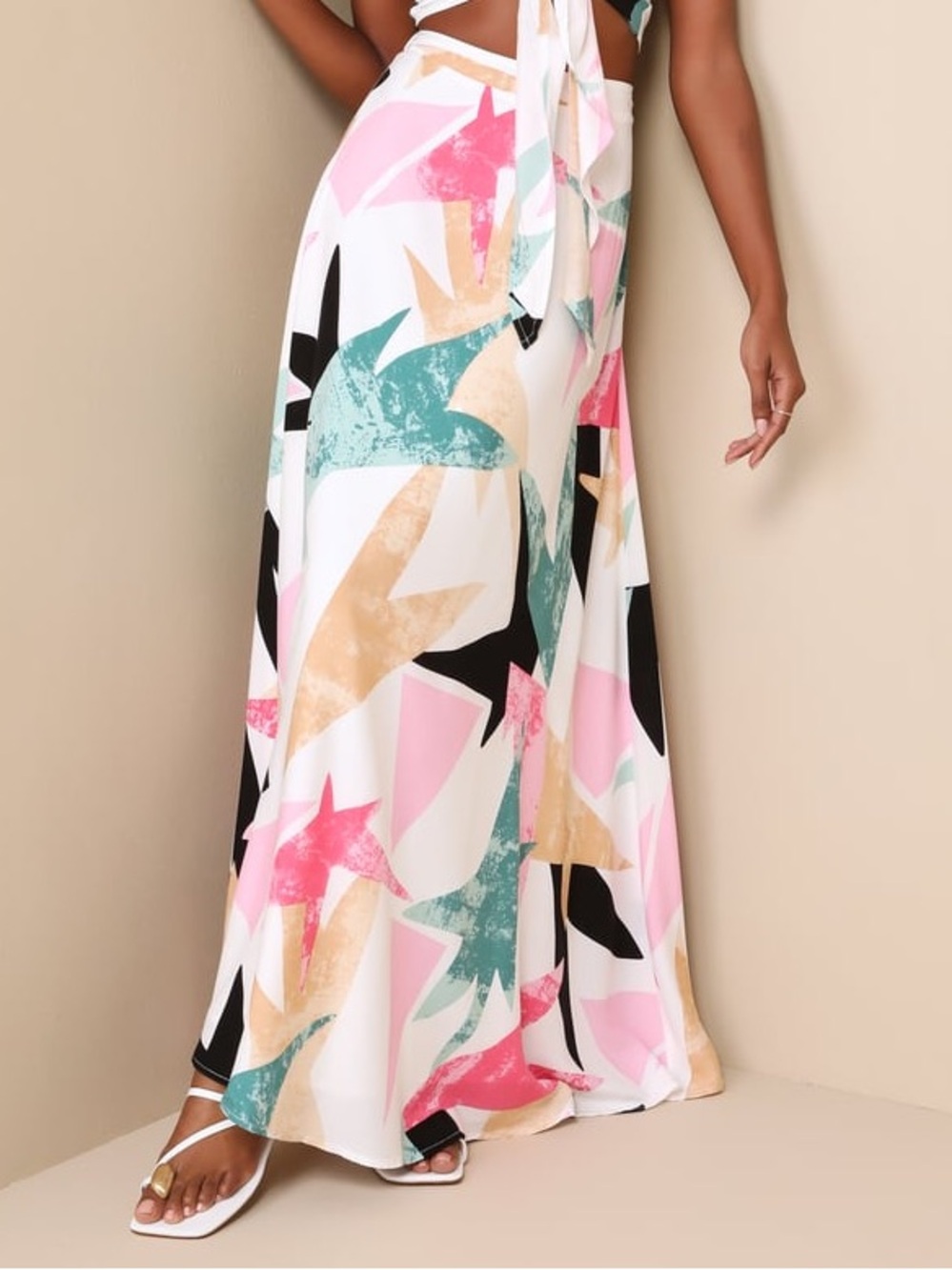 🆕(NWT) LULUs Daydreaming Maxi Skirt. Size Large.
